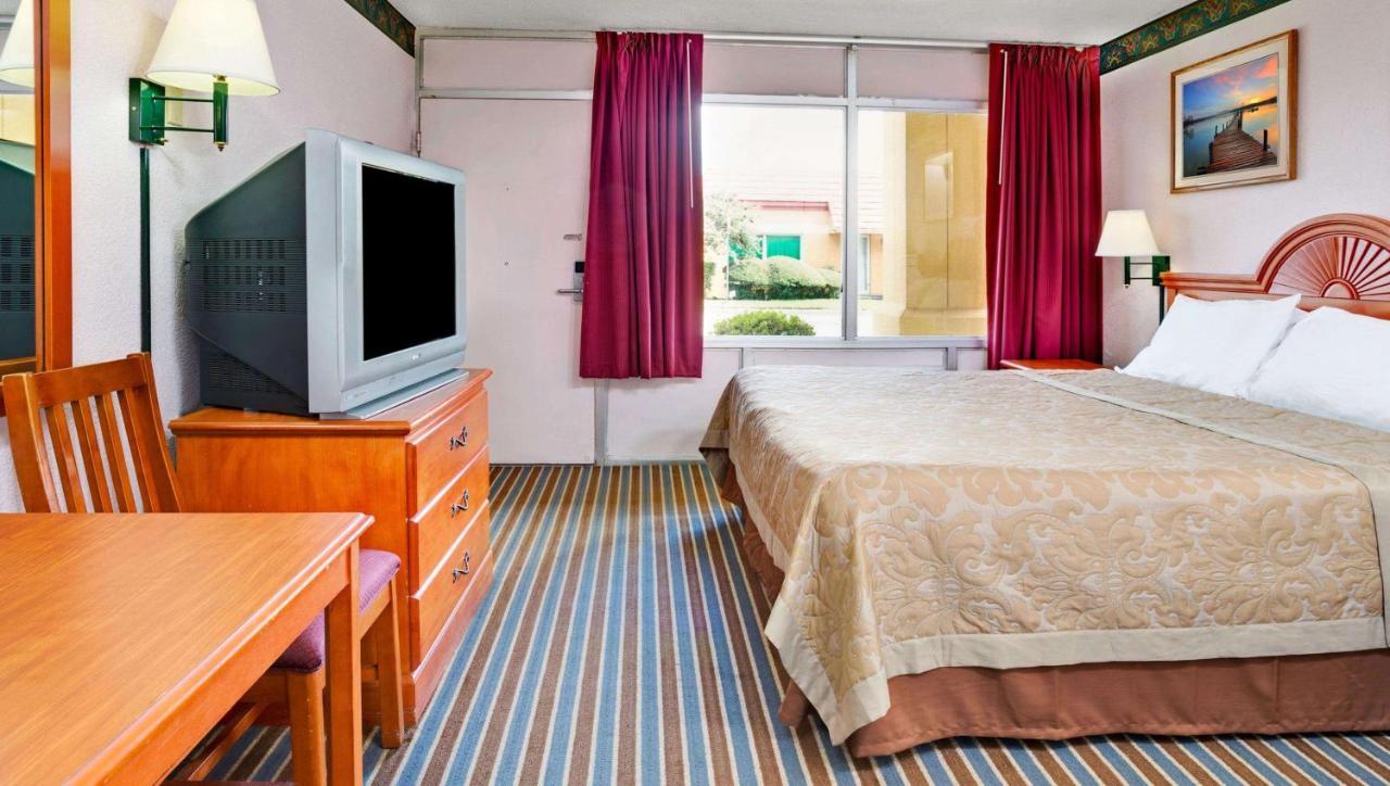 Magnuson Hotel Jacksonville Downtown Ngoại thất bức ảnh